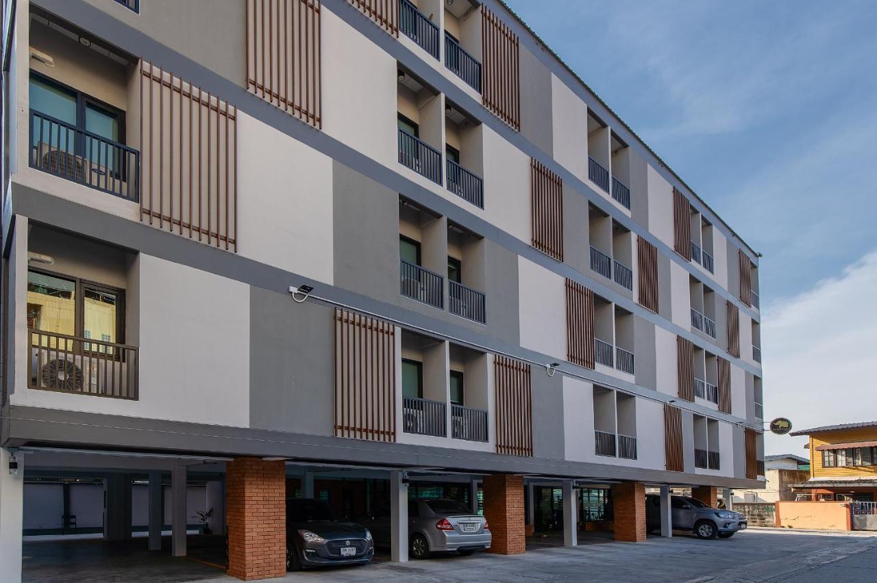 Plaai Play Hotel Районг Екстериор снимка